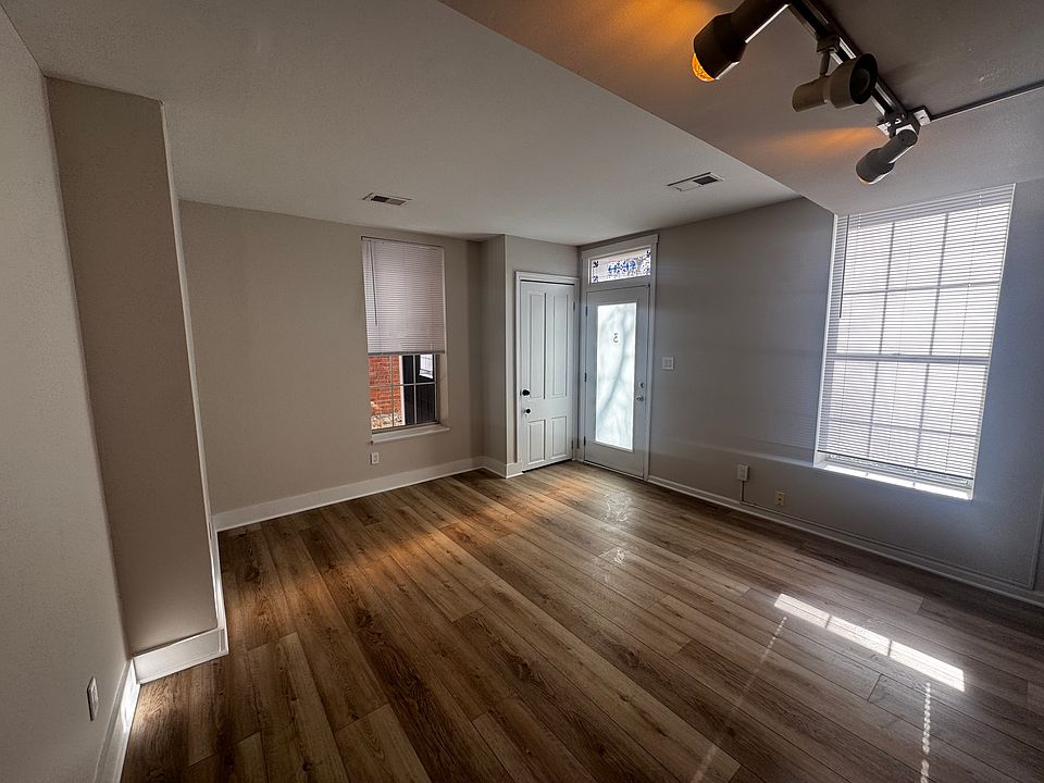 1st image of 535 Liberty Hl APT 3