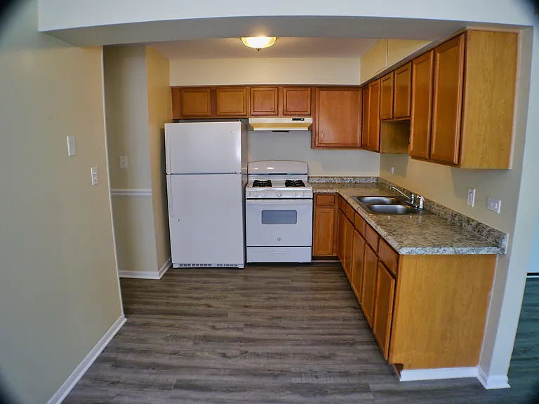 10410 Moody Ave #1S — Photo 4