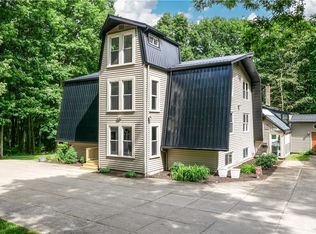 12530 Nelson Parkman Rd, Garrettsville, OH 44231
