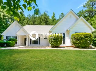 230 Dillion Dr, Hampton, GA 30228