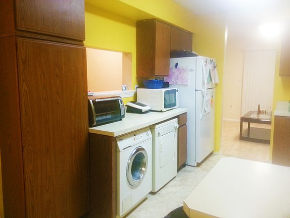 3rd image of 2205 Gulfstream Way