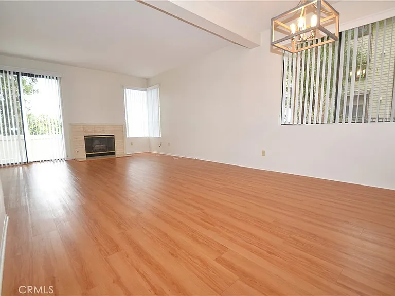 2595 Plaza Del Amo #413 — Photo 3