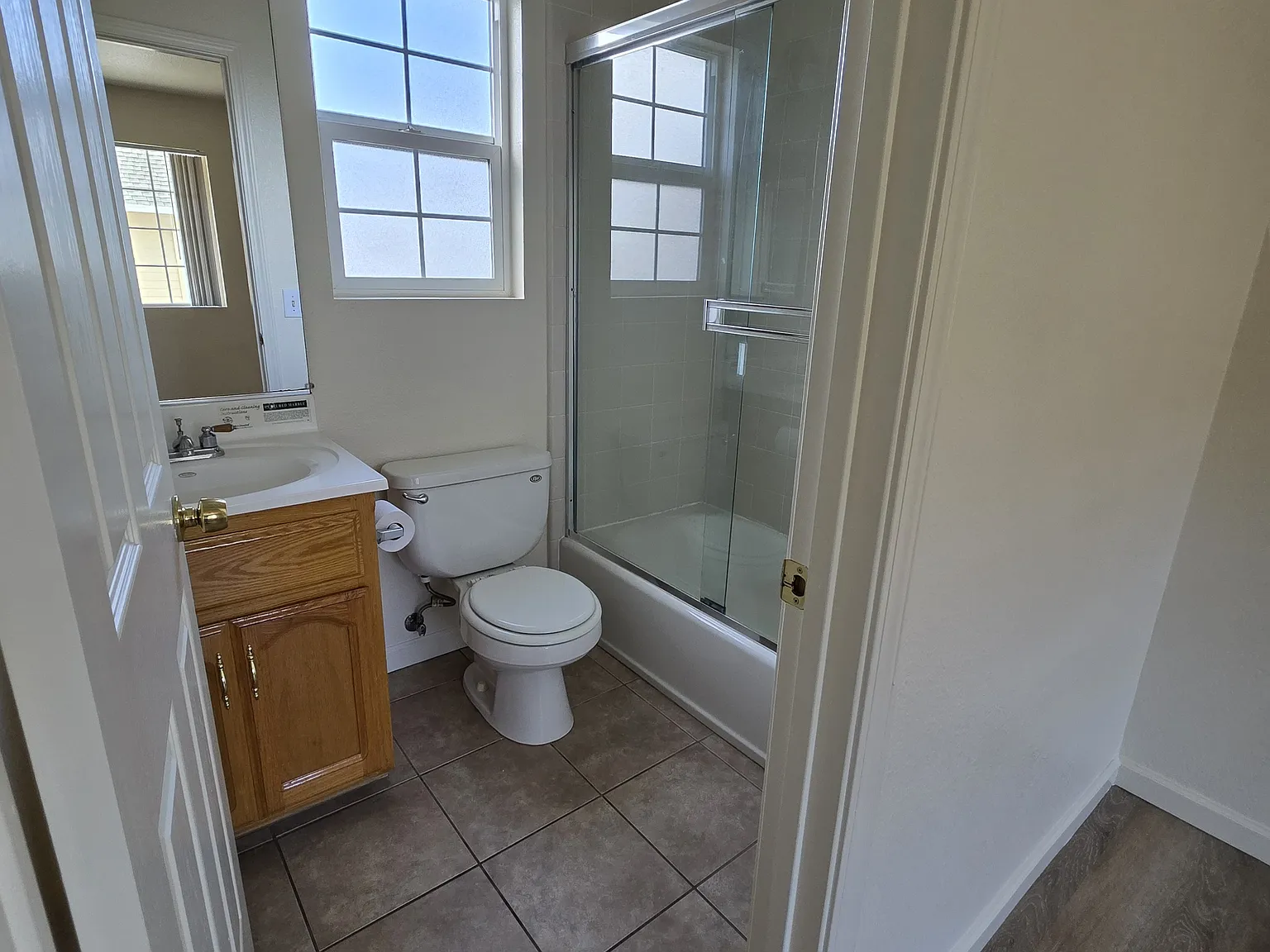 2 bed, $2,900 — Photo 2
