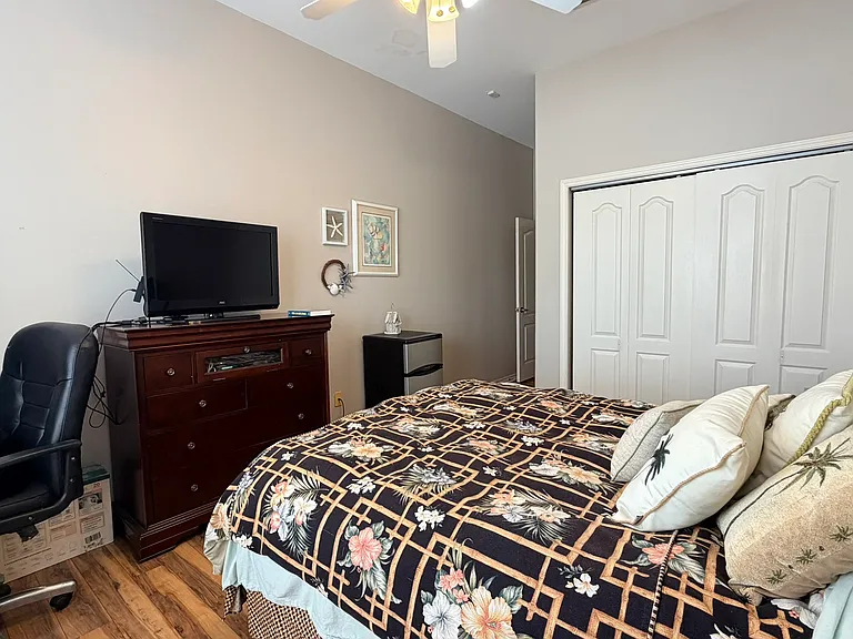 13806 Primavera Dr — Photo 21