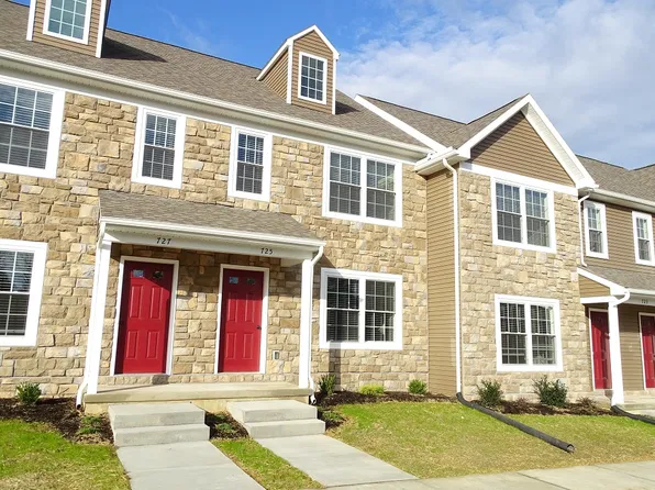 725 Farmwood Ln, Lebanon, PA 17042