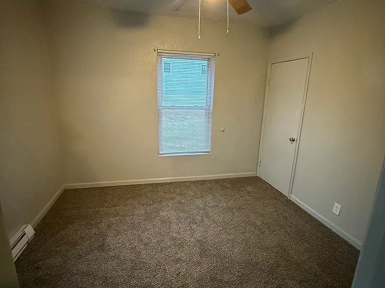 316 Grandview Ave — Photo 6