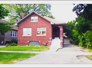 8014 44th St, Lyons, IL 60534