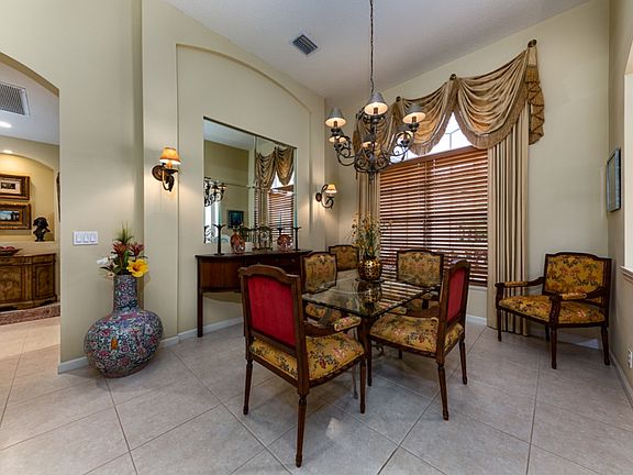 5th image of 9919 SE Osprey Pointe Dr