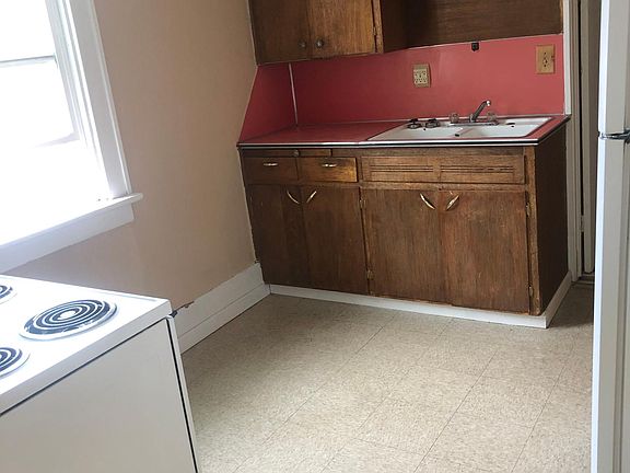 3rd image of 751 N 4th St APT C