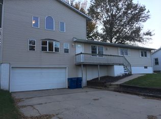 203 Lynn St, Dixon, IA 52745