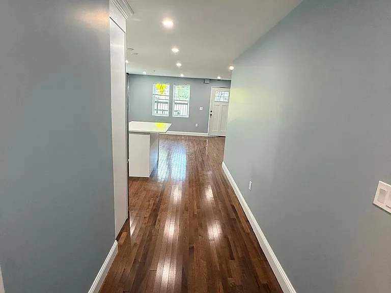 4 Neponset St #8 — Photo 4