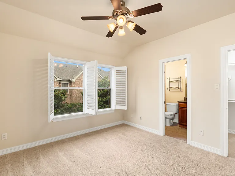 4230 Holland Ave — Photo 20
