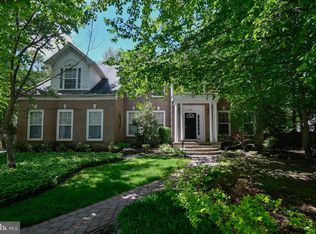 24 Stanwyck Rd, Mount Laurel, NJ 08054