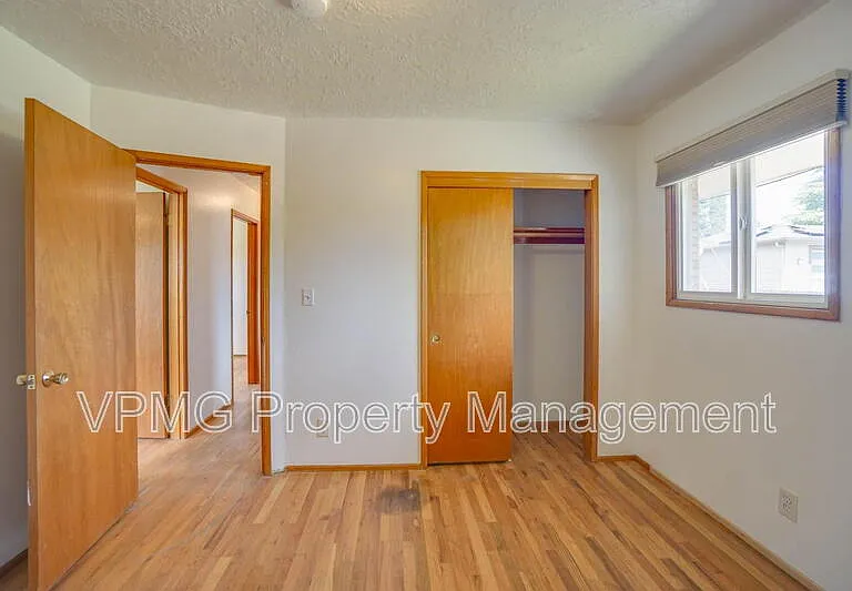 705 NE 94th Ave — Photo 27