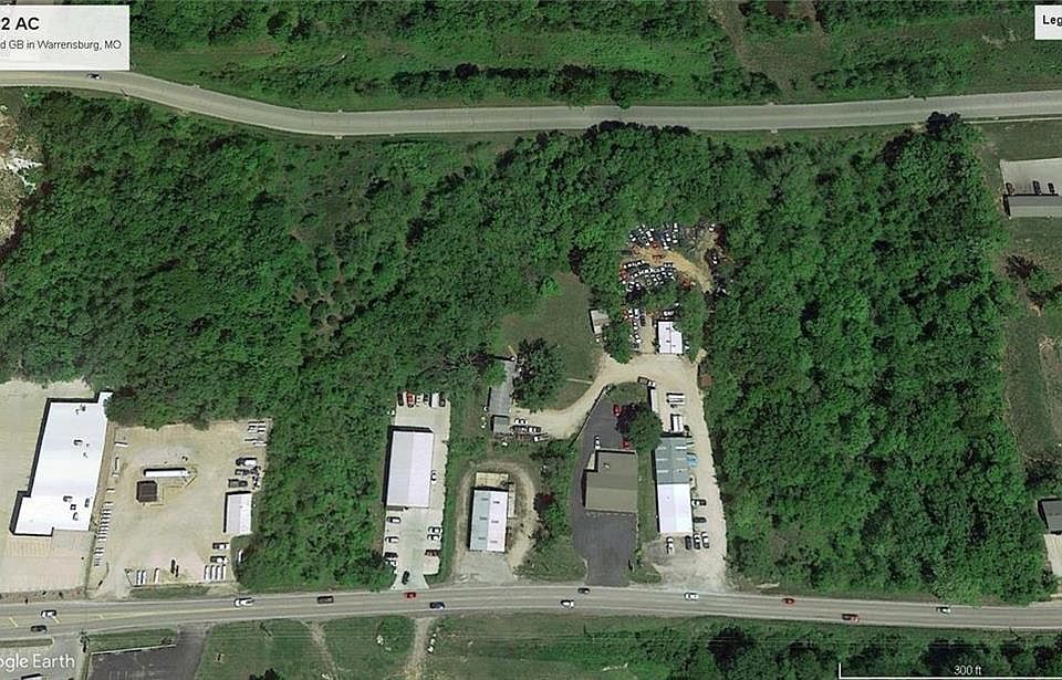 1st image of E Russell Ave