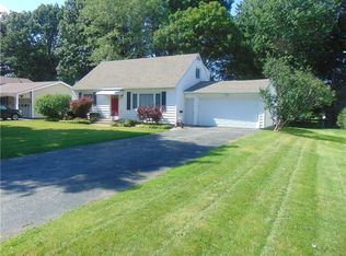 254 Meadowbriar Rd, Rochester, NY 14616
