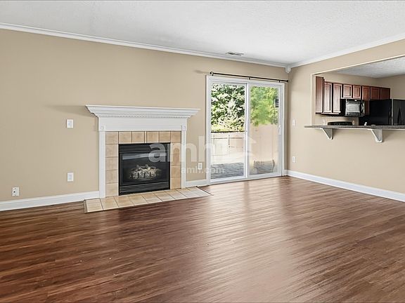 5th image of 3036 Abby Way