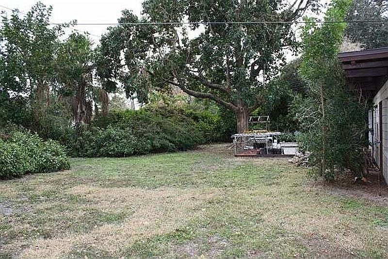 1st image of 308 Parkdale Dr