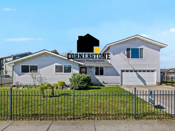 7681 Garrison Ave, White City, OR 97503