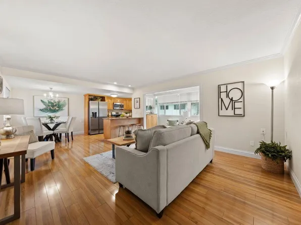 14225 Lora Dr APT 17, Los Gatos, CA 95032