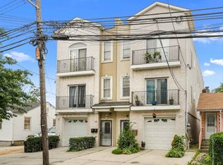 121 Neptune Ave, Jersey City, NJ 07305