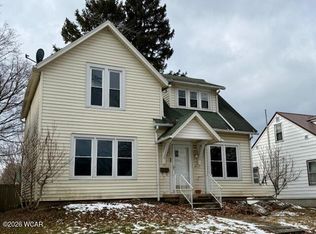 89 Broadway St, Kenton, OH 43326