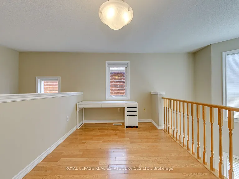 9 Barnstone Dr — Photo 25