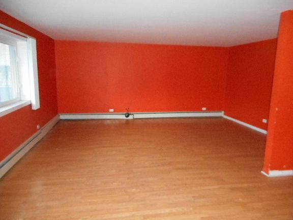 3rd image of 5215 Galitz St APT 1D