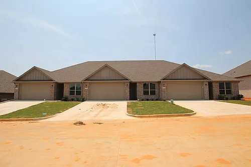 715 Freedom Way Photo 1