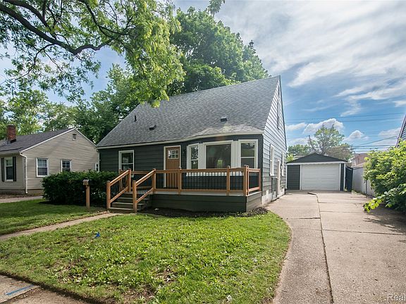 5th image of 2330 Buckingham Ave