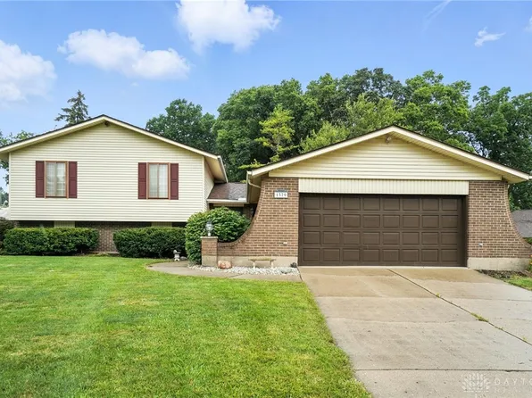 1379 King Richard Pkwy, Dayton, OH 45449