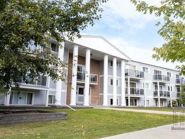 Whitehouse Apartments