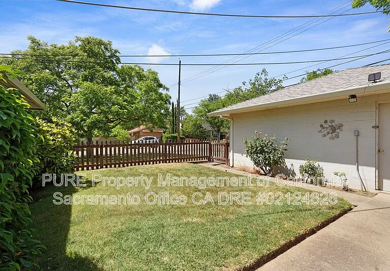 5201 T St — Photo 33