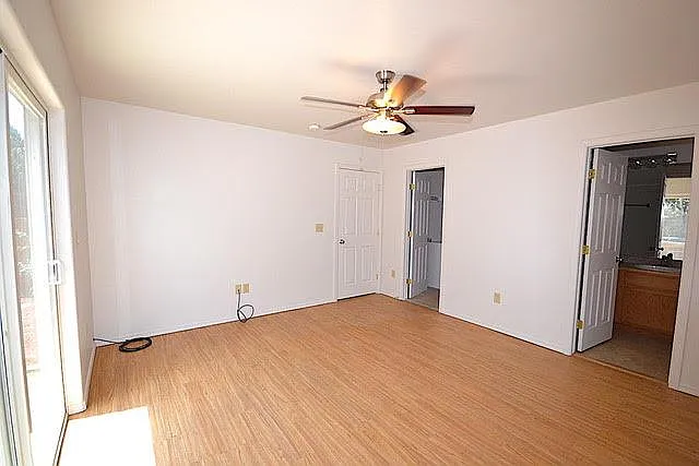338 Jenkins Ranch Rd — Photo 5