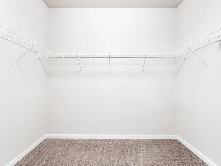 15136 Pandion Dr — Photo 13