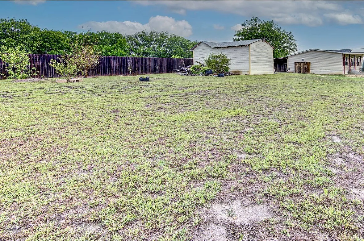 Building Photo - 136 Ridgetop Rd