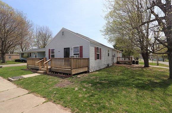 1st image of 916 W South 7th St