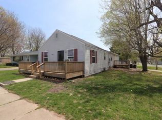 916 W South 7th St, Shelbyville, IL 62565