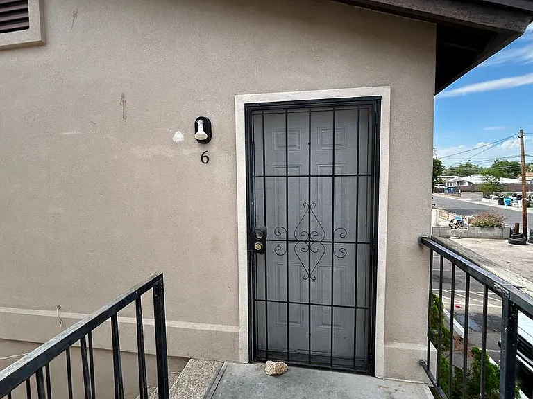 1321 W Vogel Ave #6 — Photo 3
