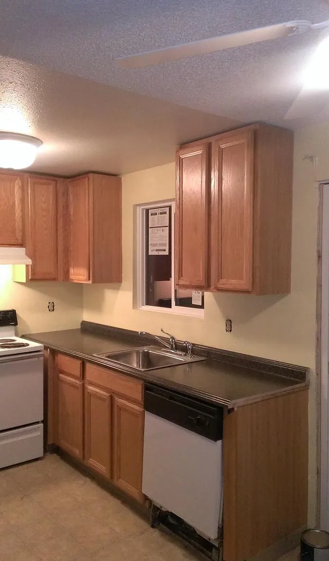 2 bed, 806 sqft, $1,550 — Photo 2