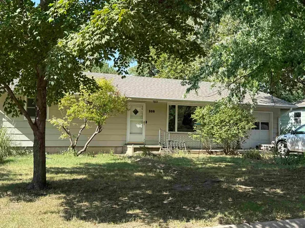 308 E Cedar St, Hesston, KS 67062