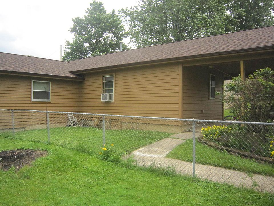 1st image of 42521 N Ash St