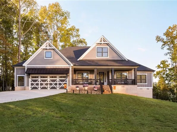 295 Rhode Island Ct, Mocksville, NC 27028