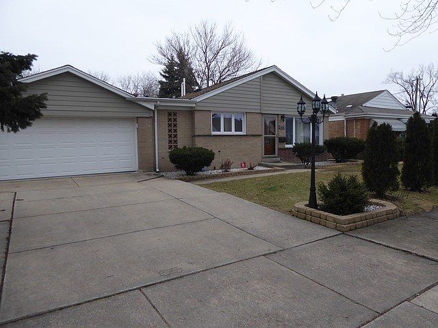 1st image of 8935 S 55th Ct