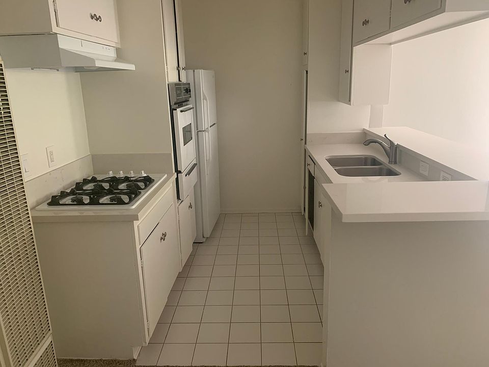 1st image of 1412 Brockton Ave APT 4