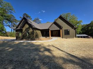 558 Cow Poke Ln, Rutledge, TN 37861