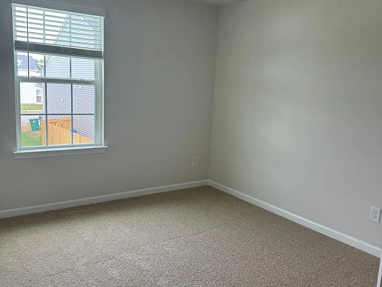 2225 Montalvan Dr — Photo 8