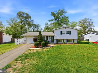 6614 Stagecoach St, Springfield, VA 22150
