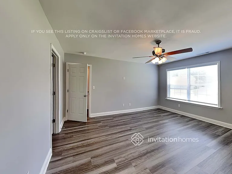 204 Corinthian Dr — Photo 10