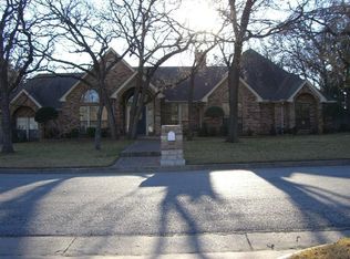 5200 Antony Ct, Arlington, TX 76017